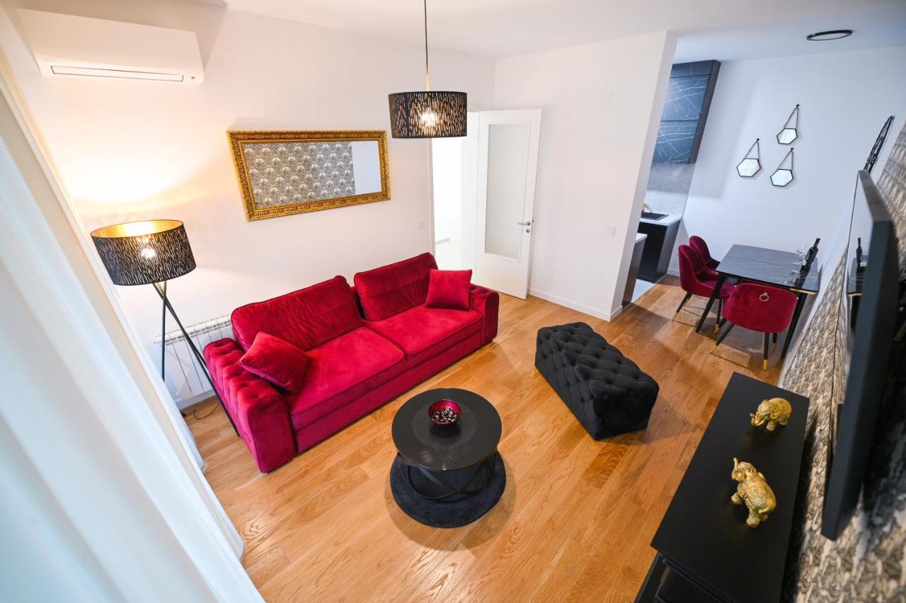 Apartman City Charm Banja Luka Exterior foto